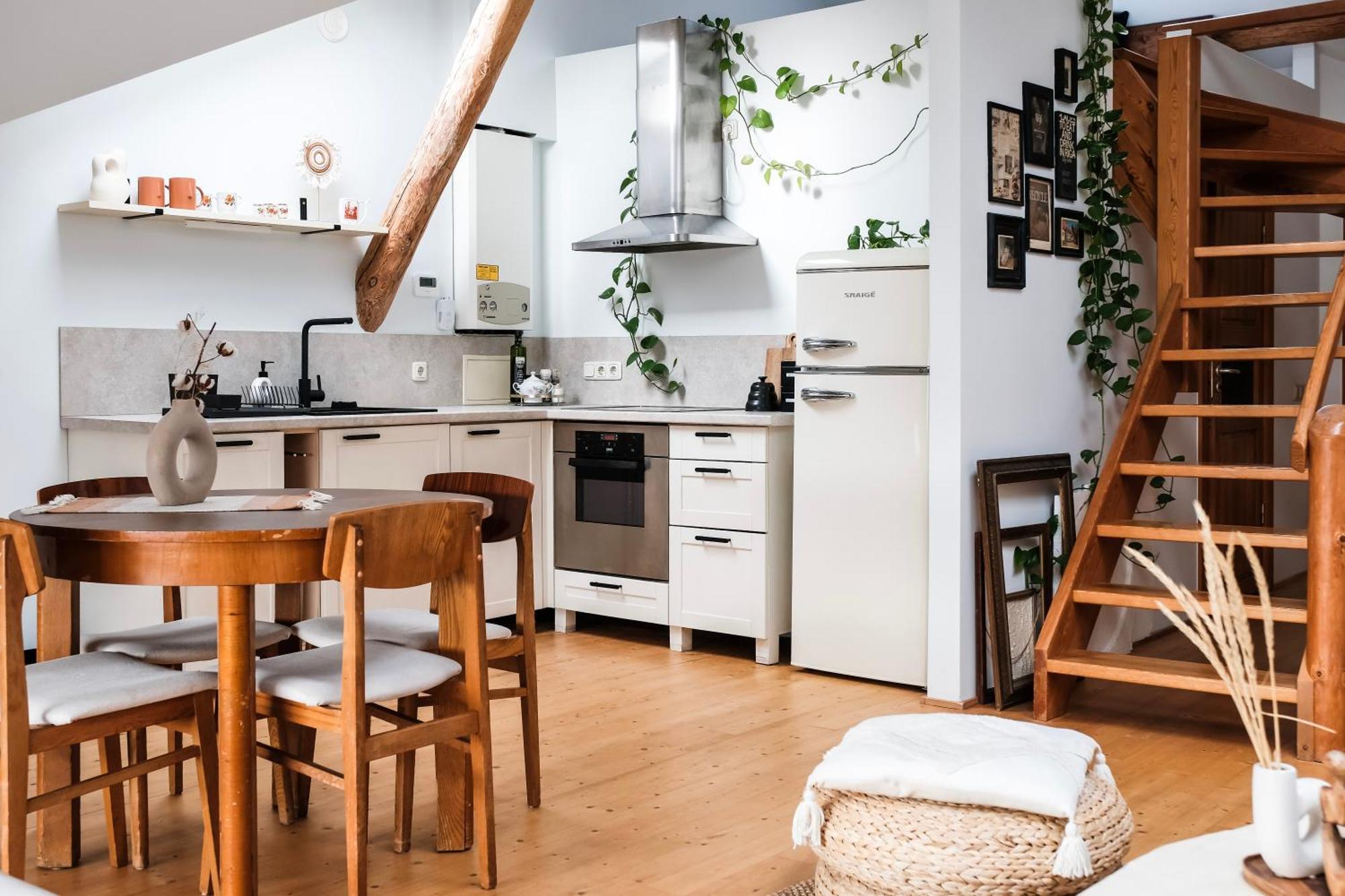 White Loft In Center With 2 King Size Beds * Riga