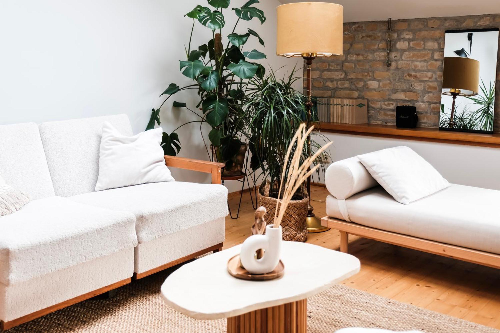 White Loft In Center With 2 King Size Beds Lejlighed